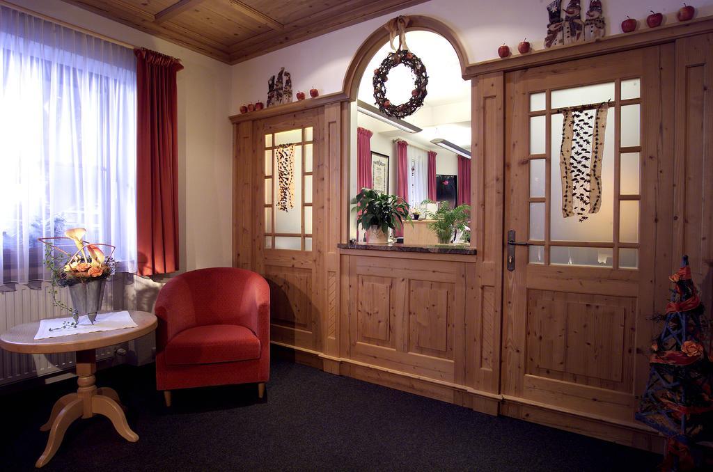 Heiners Hotel Solden Room photo